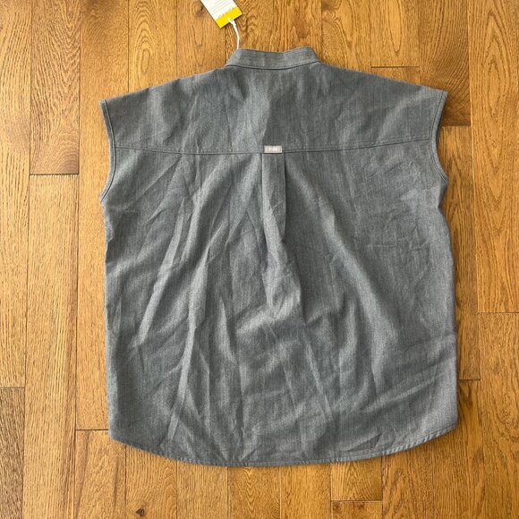 NWT FIGS Rafaela Oversized Scrub Top XS Slate Gray Technical Collection - Picture 6 of 7